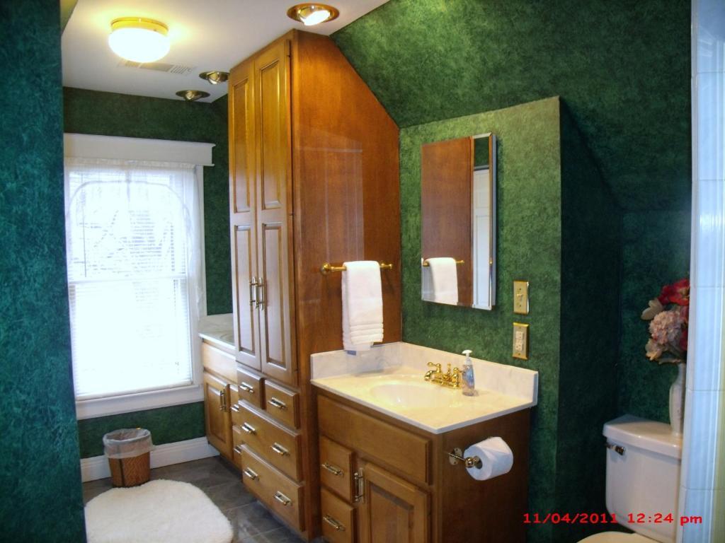The Corner House Bed & Breakfast Nicholasville Room photo